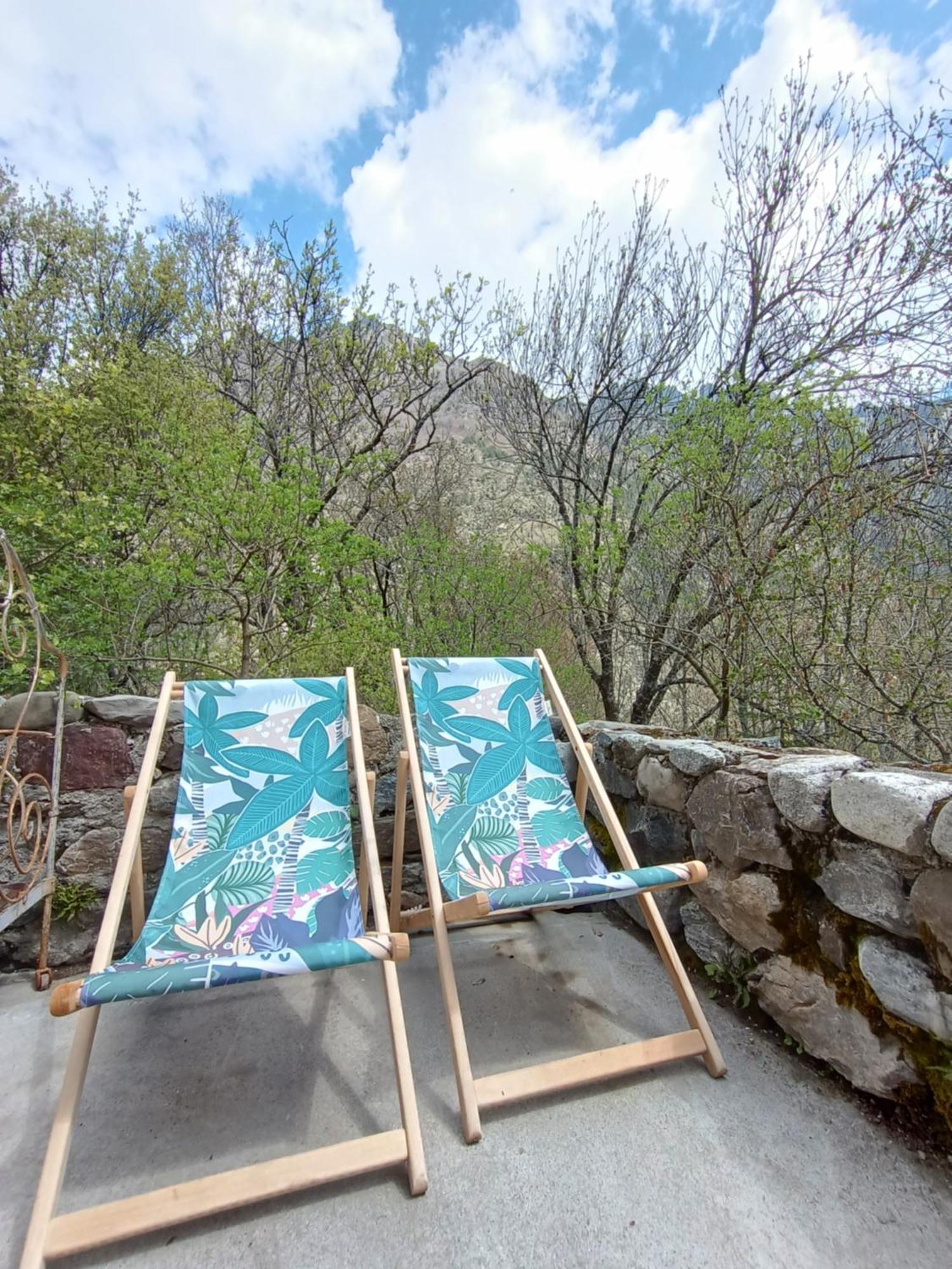 Chambre Ou Gite Dans Une Maison De Montagne - De Suzon A Zelie Entraigues  Szoba fotó